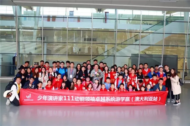 他驚嘆我的自信，我鐘愛他的柔情